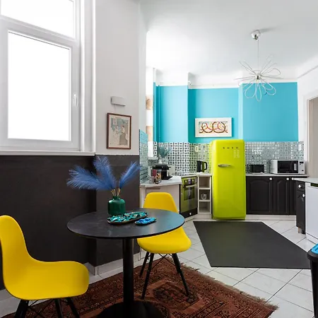 Apartment Serpentine At Buda Castle Budapest