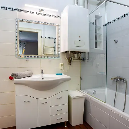 Serpentine At Buda Castle Apartment Budapest
