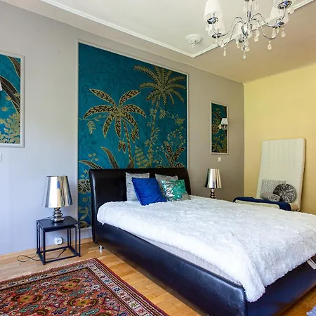 Serpentine At Buda Castle Apartment Budapest