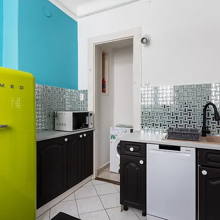 Serpentine At Buda Castle *